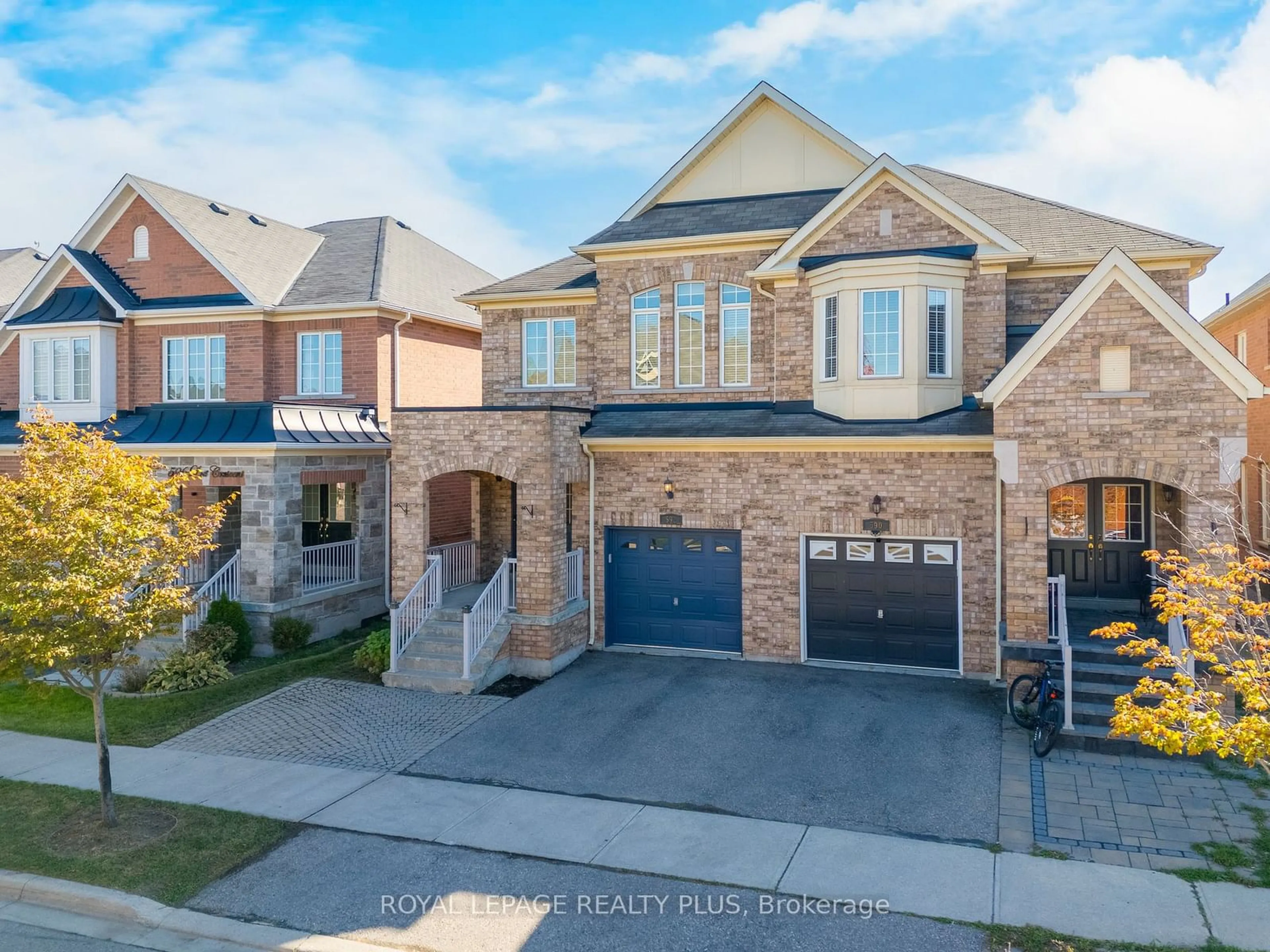 Home with brick exterior material for 592 Lott Cres, Milton Ontario L9T 7P9