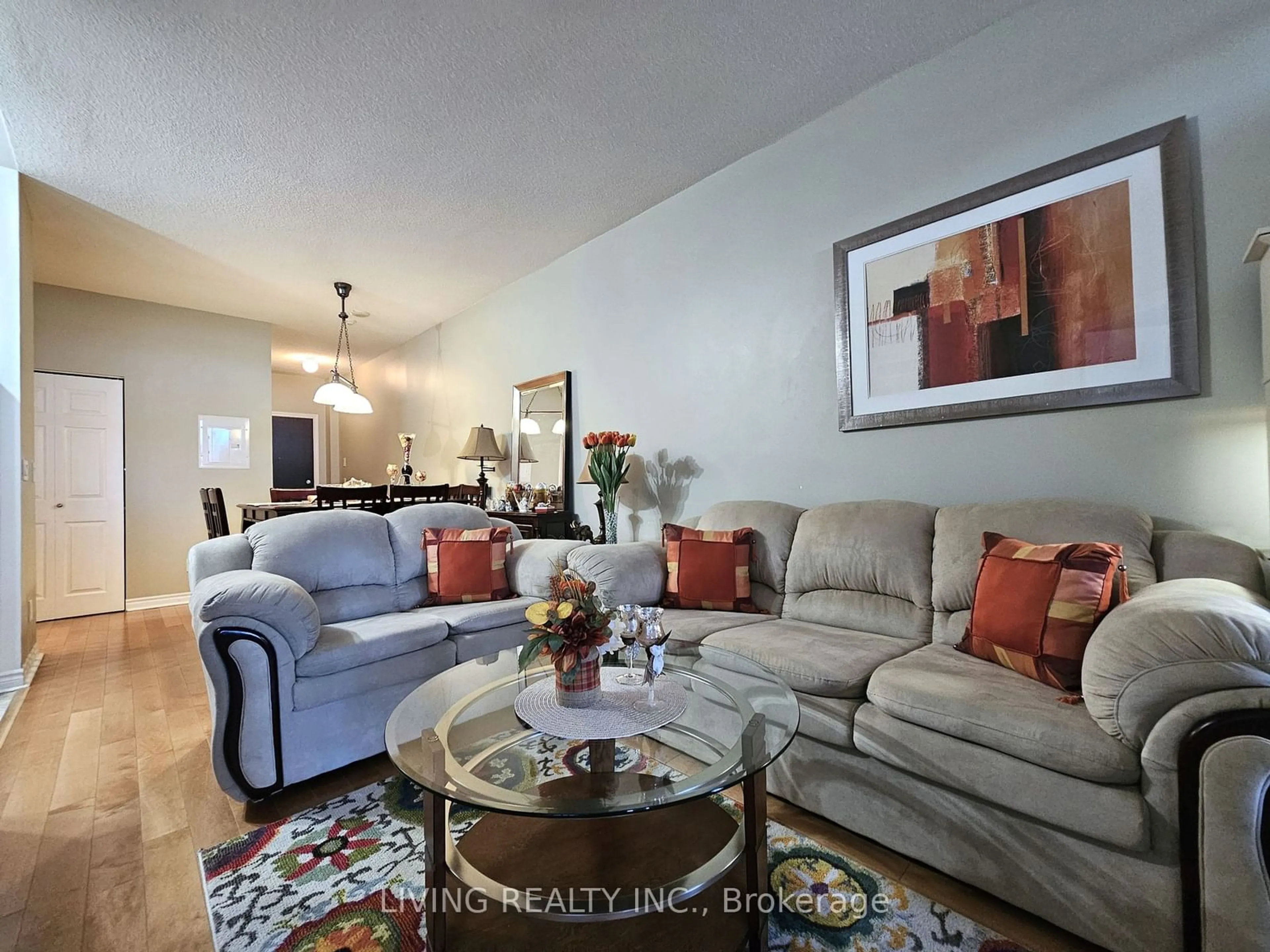 Living room for 388 Prince of Wales Dr #505, Mississauga Ontario L5B 0A1