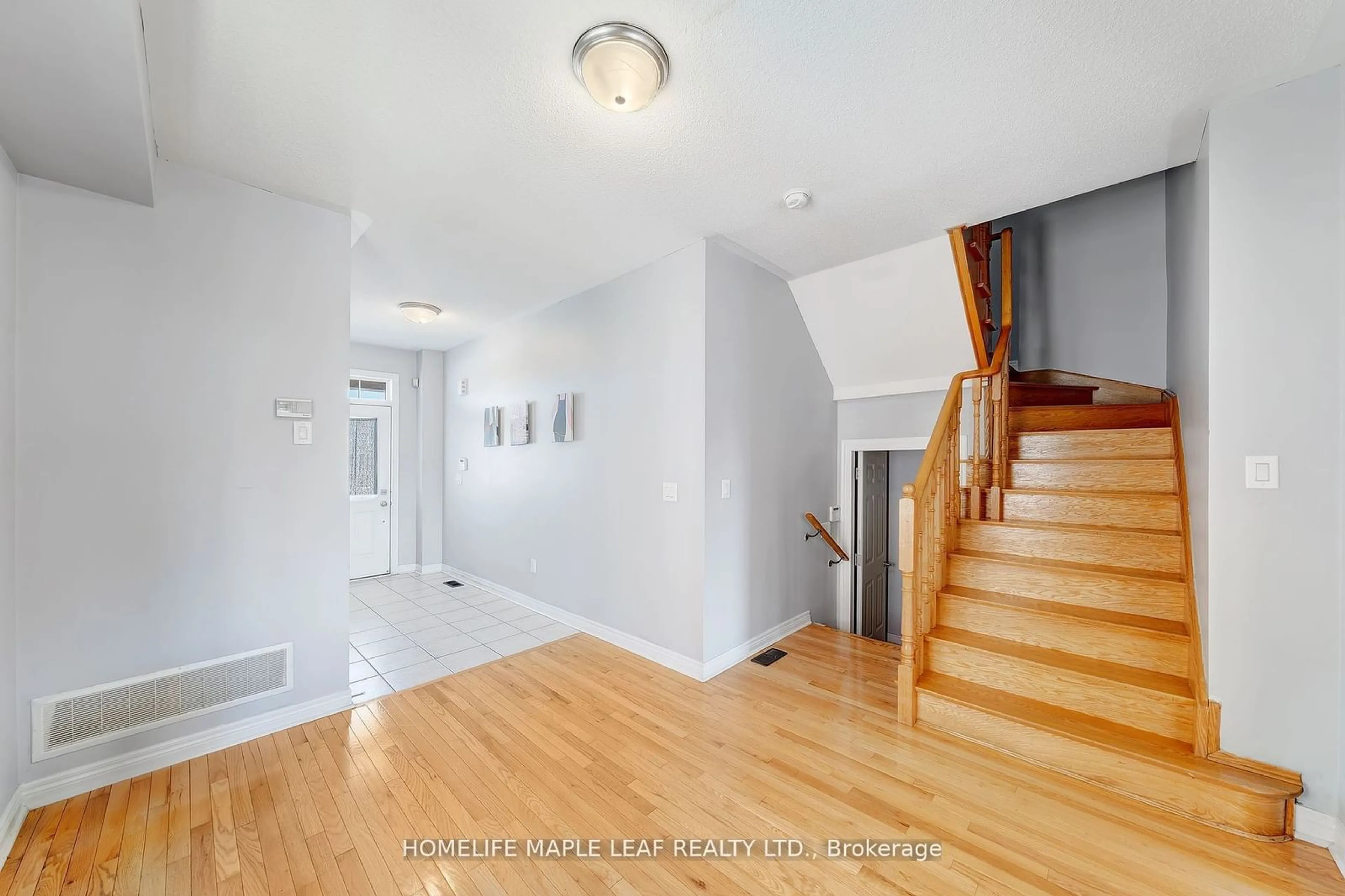 Indoor entryway, wood floors for 56 POMELL Tr, Brampton Ontario L6P 3J6