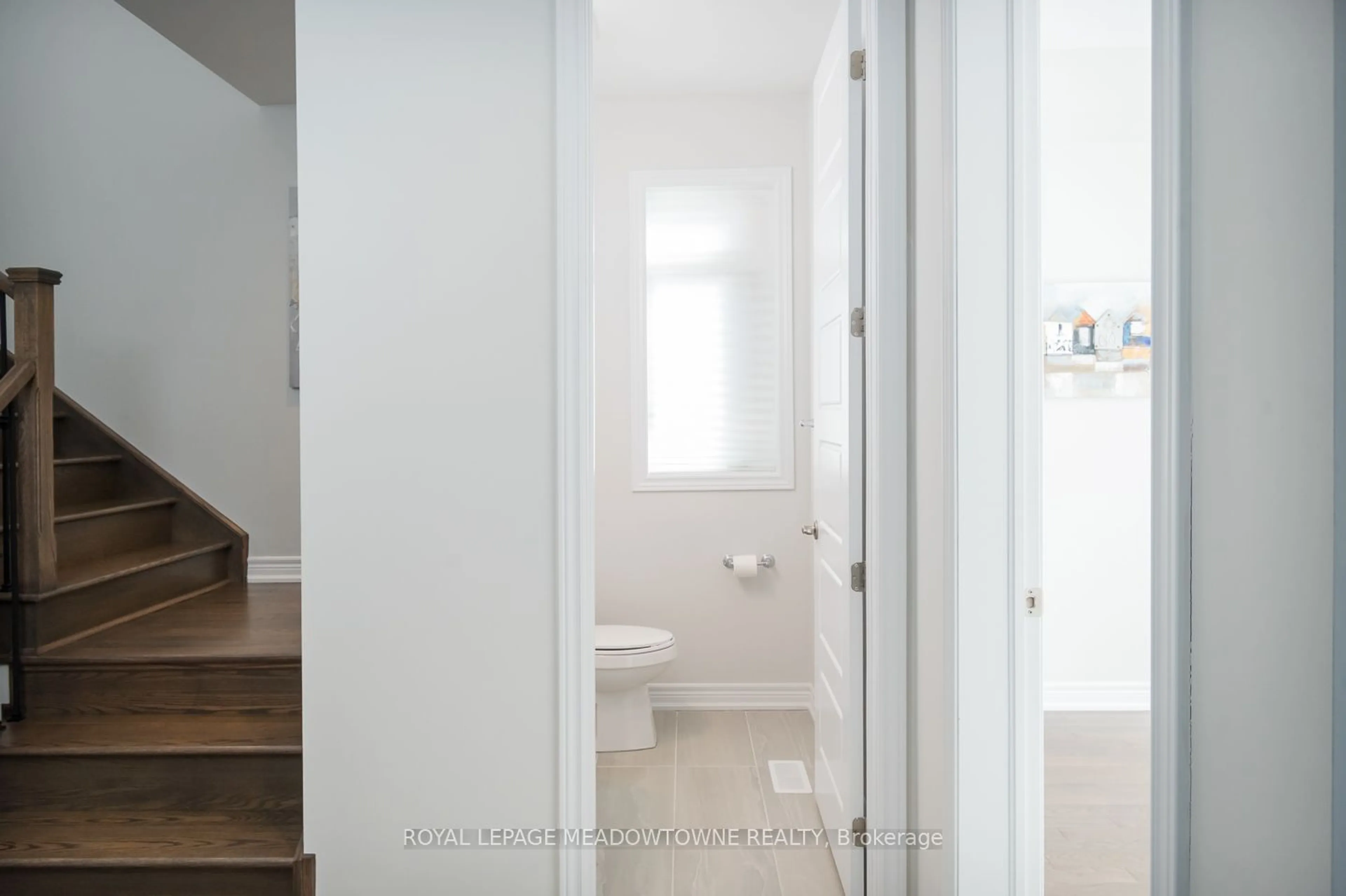 Bathroom, not visible floor for 3401 Vernon Powell Dr, Oakville Ontario L6H 0Y3