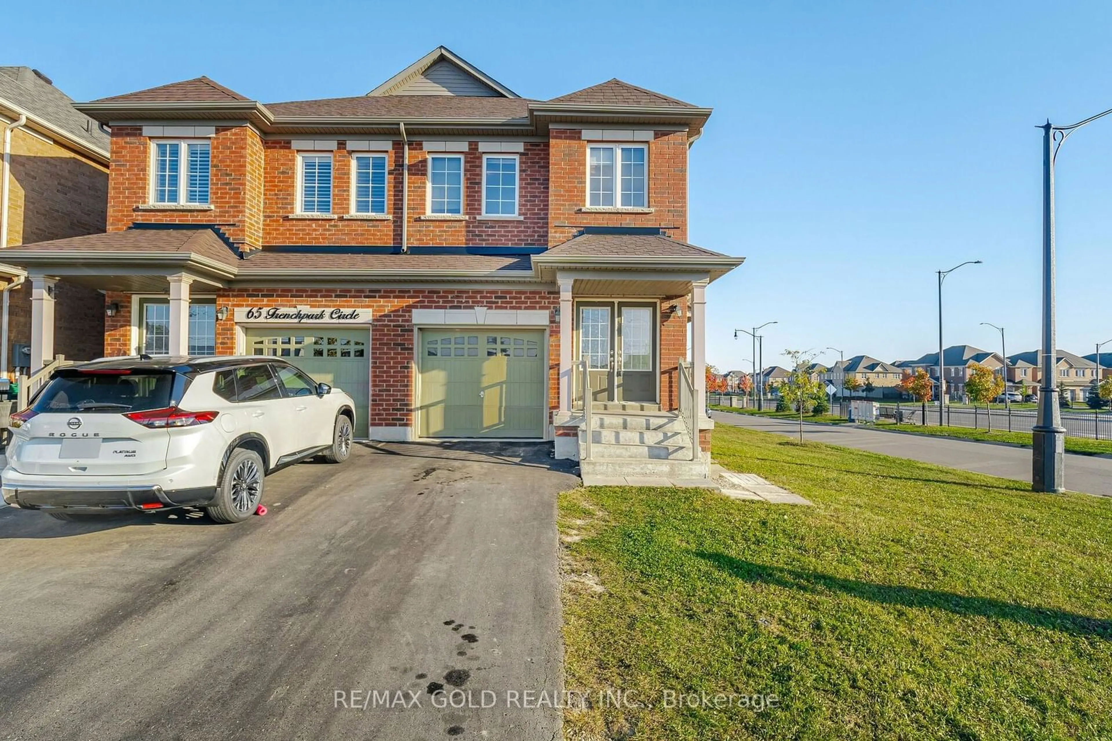 A pic from exterior of the house or condo, the street view for 63 Frenchpark Circ, Brampton Ontario L6X 0Y6