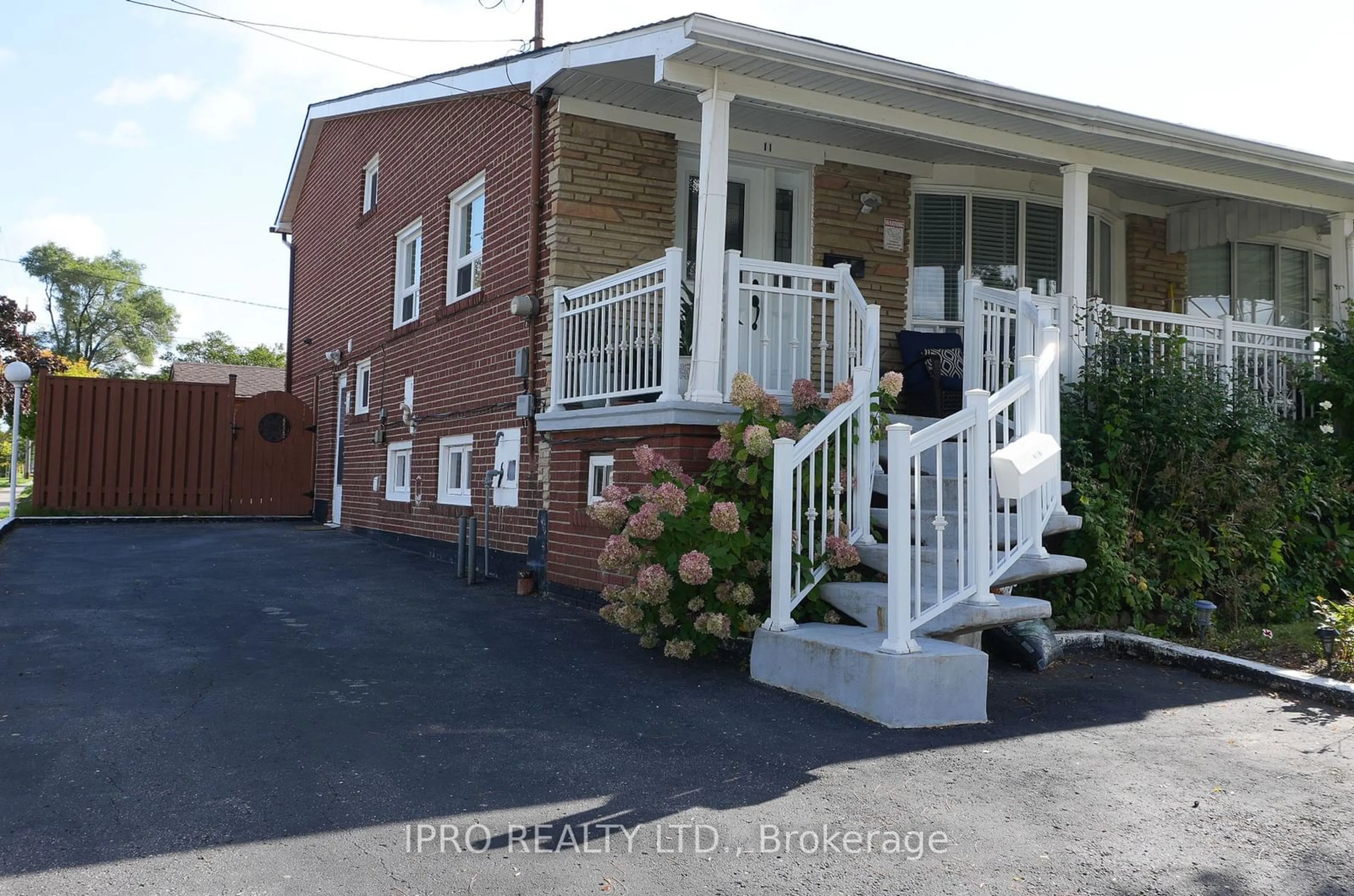 A pic from exterior of the house or condo, the front or back of building for 11 Unser Gate, Toronto Ontario M9M 1Y6