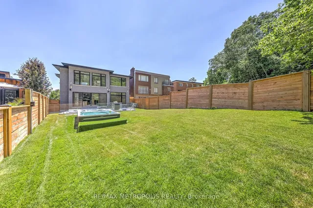 Additional property image - 12 Bearwood Dr
