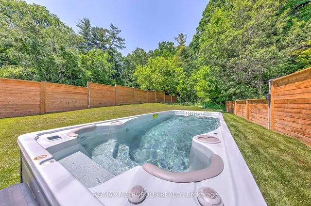 Additional property image - 12 Bearwood Dr