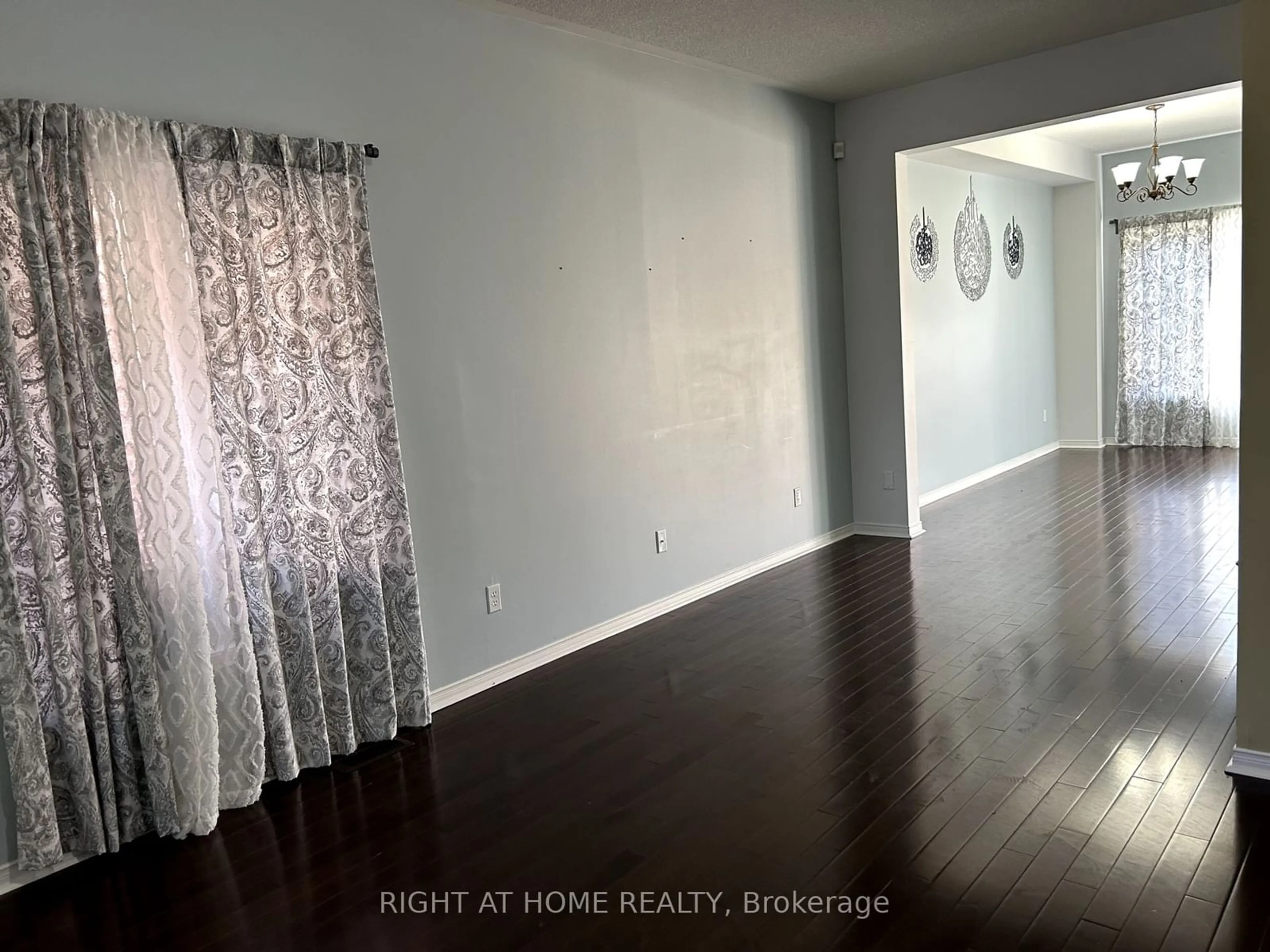 A pic of a room, wood floors for 84 Cookview Dr, Brampton Ontario L6R 3T6