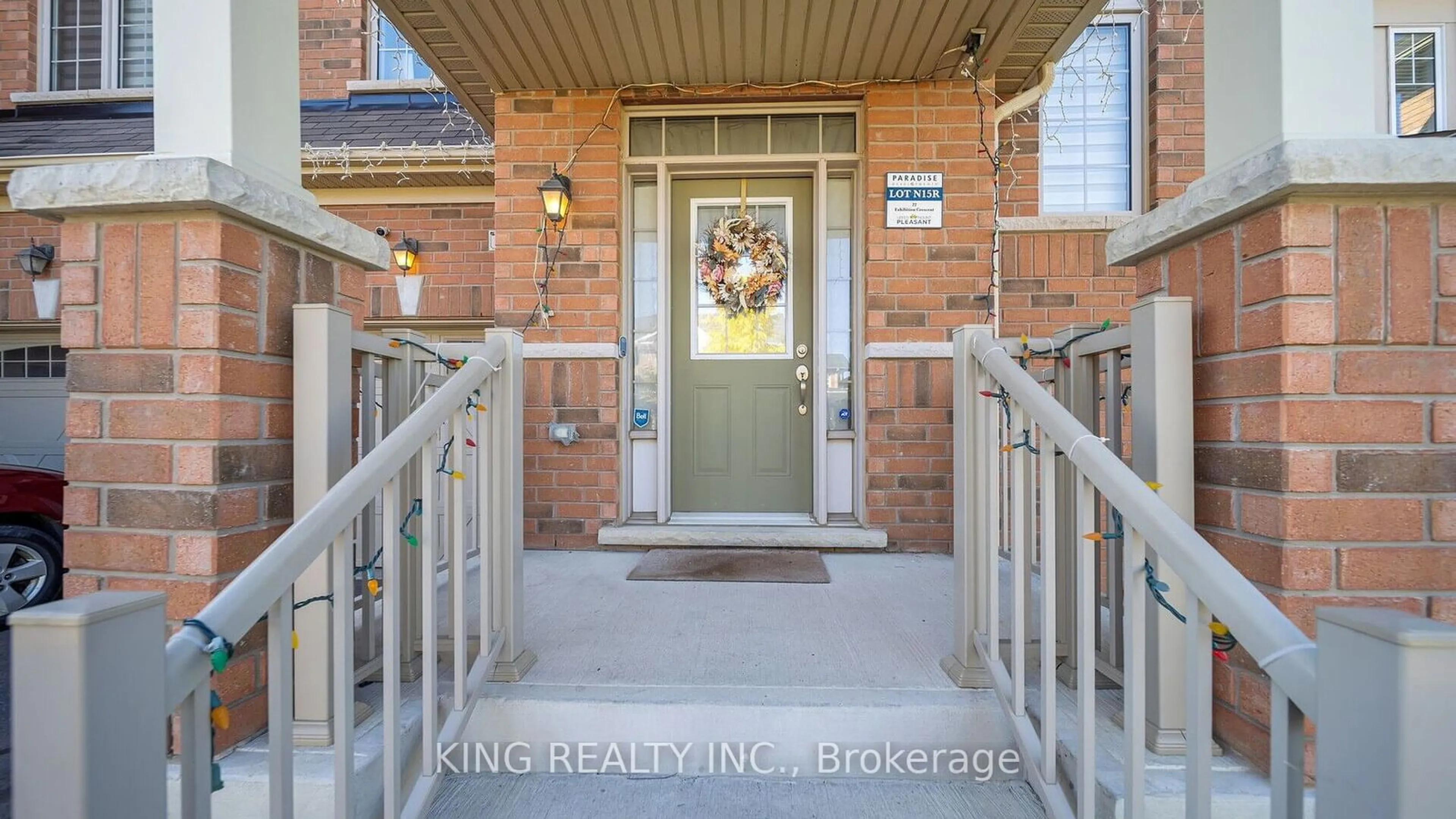 Indoor entryway, wood floors for 22 Exhibition Cres, Brampton Ontario L7A 4B9