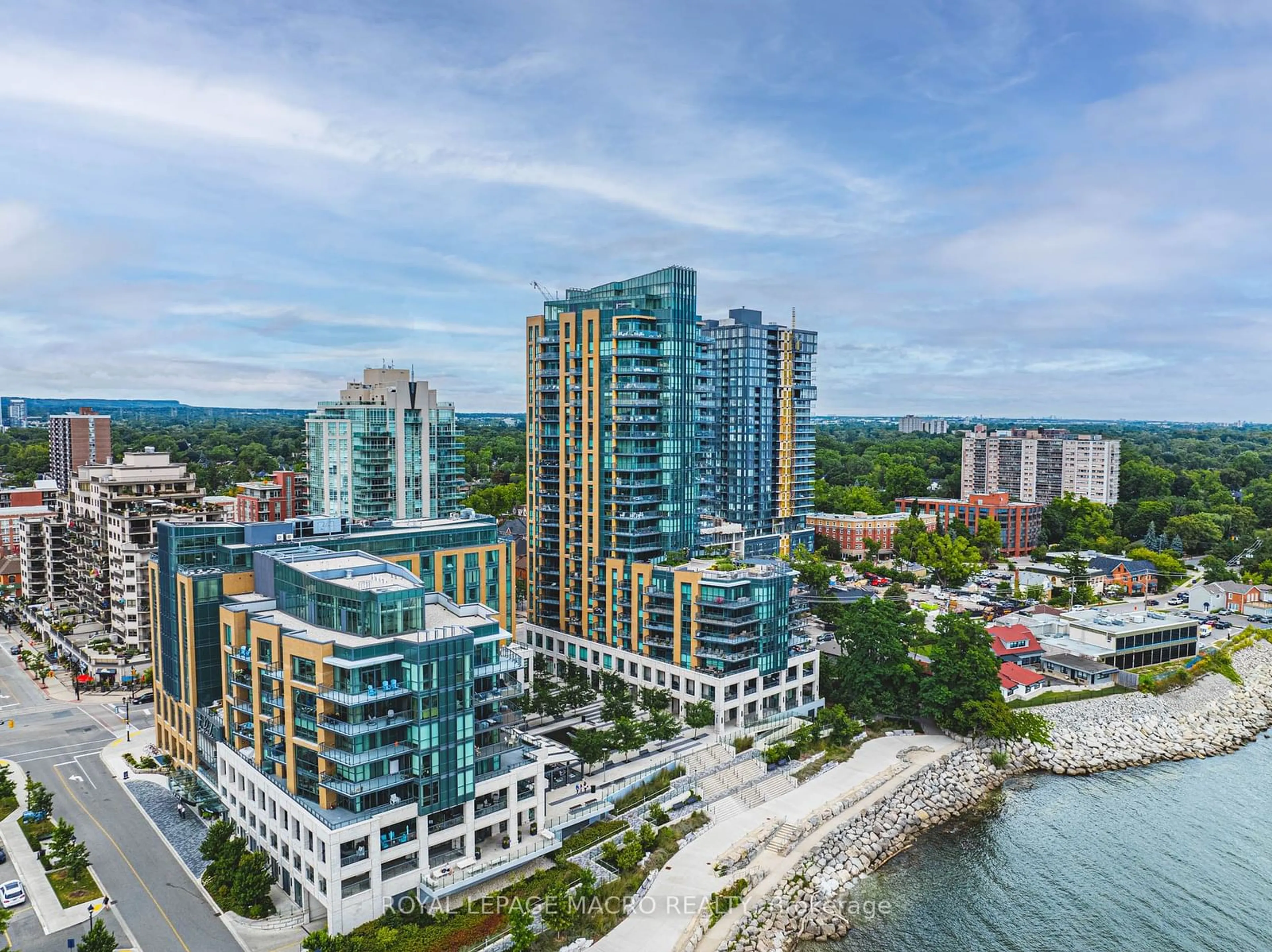 A pic from exterior of the house or condo, the view of city buildings for 2060 Lakeshore Rd #2202, Burlington Ontario L7R 0G2