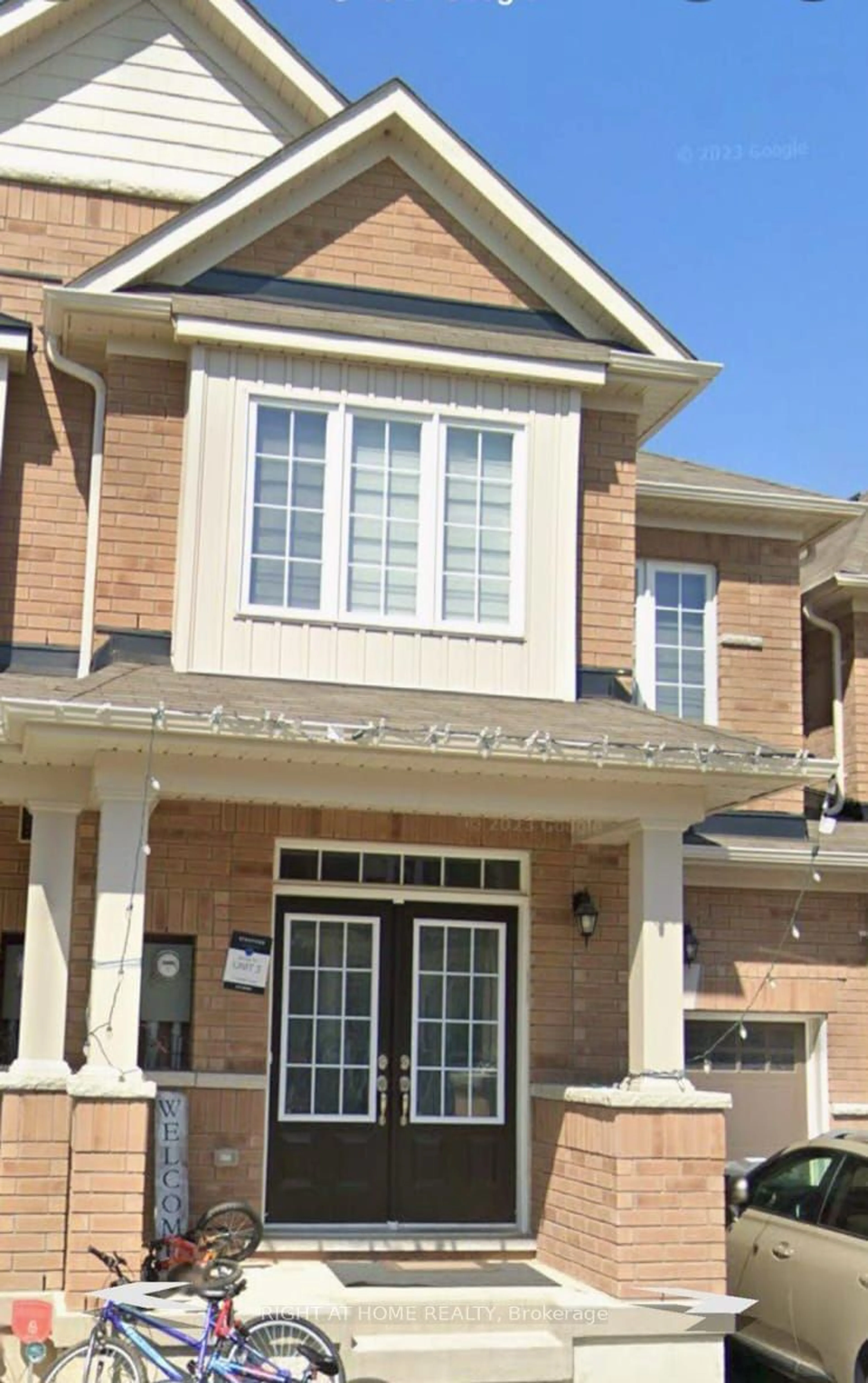 Home with brick exterior material for 17 O Leary Rd, Brampton Ontario L7A 4X1