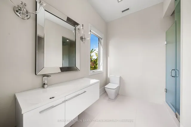Additional property image - 67 Lake Promenade