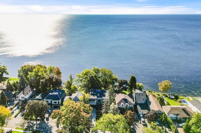 Additional property image - 67 Lake Promenade