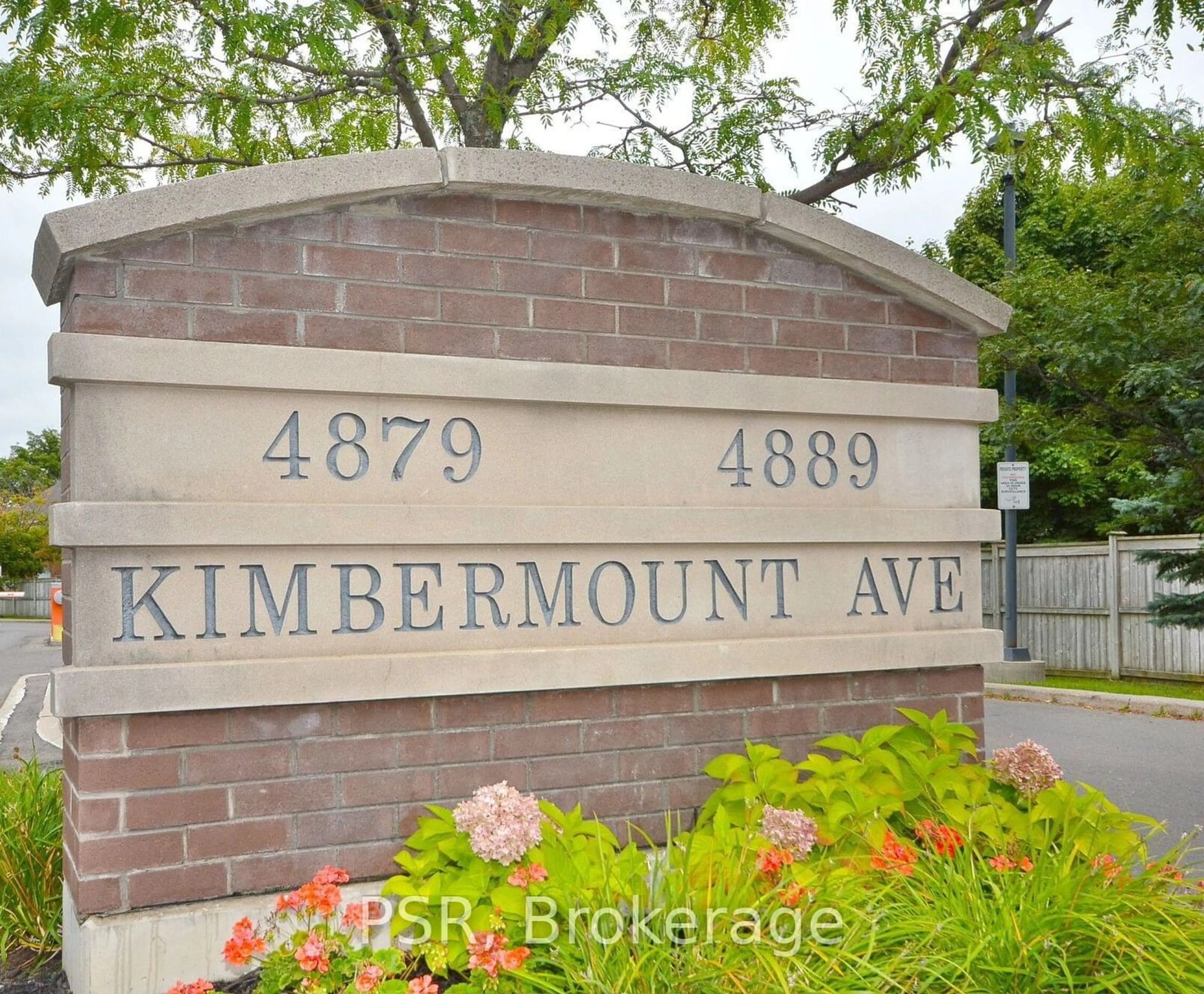 A pic from exterior of the house or condo, the street view for 4889 Kimbermount Ave #PH10, Mississauga Ontario L5M 7R9