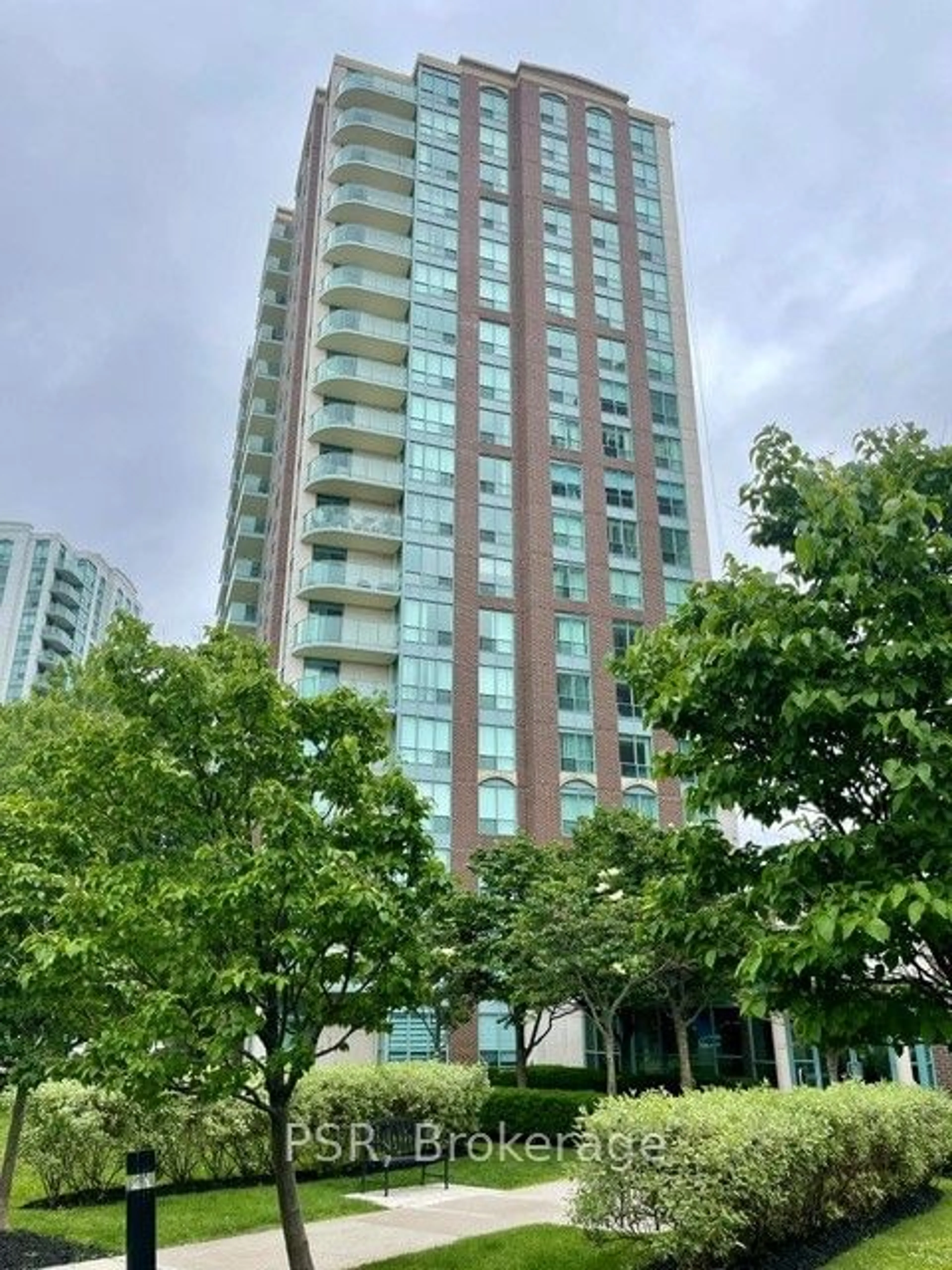 A pic from exterior of the house or condo, the front or back of building for 4889 Kimbermount Ave #PH10, Mississauga Ontario L5M 7R9