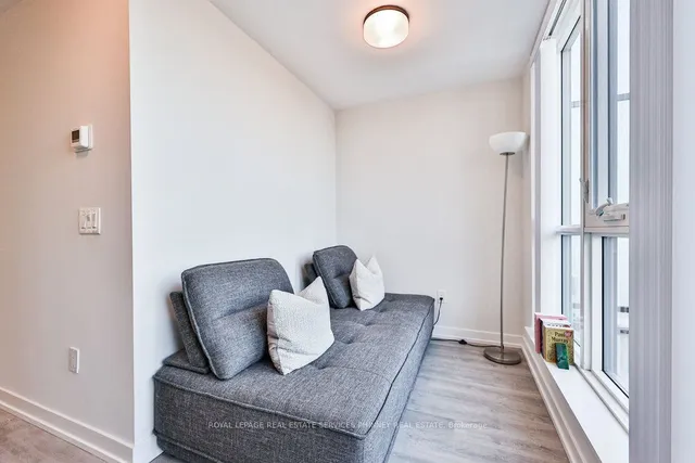 Additional property image - 2300 St Clair Ave Unit 718