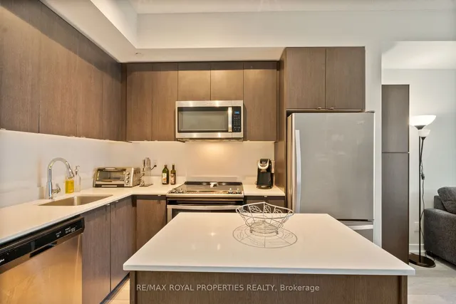 Additional property image - 5240 Dundas St Unit B201