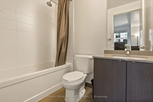 Additional property image - 5240 Dundas St Unit B201