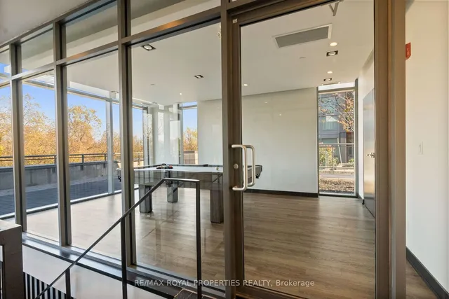 Additional property image - 5240 Dundas St Unit B201