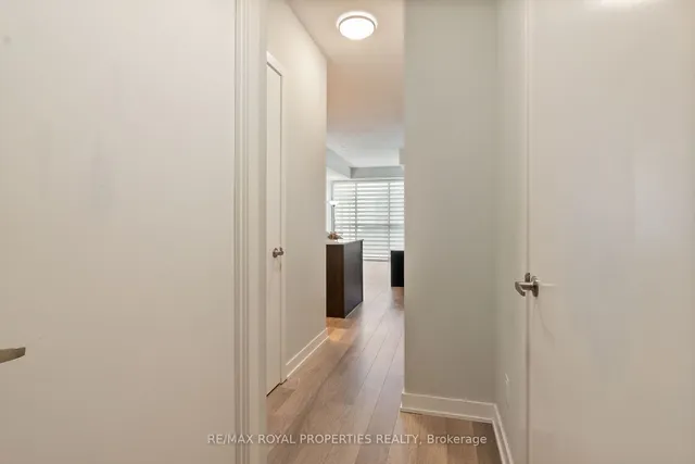 Additional property image - 5240 Dundas St Unit B201