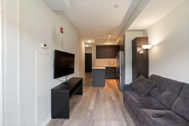 Additional property image - 5240 Dundas St Unit B201