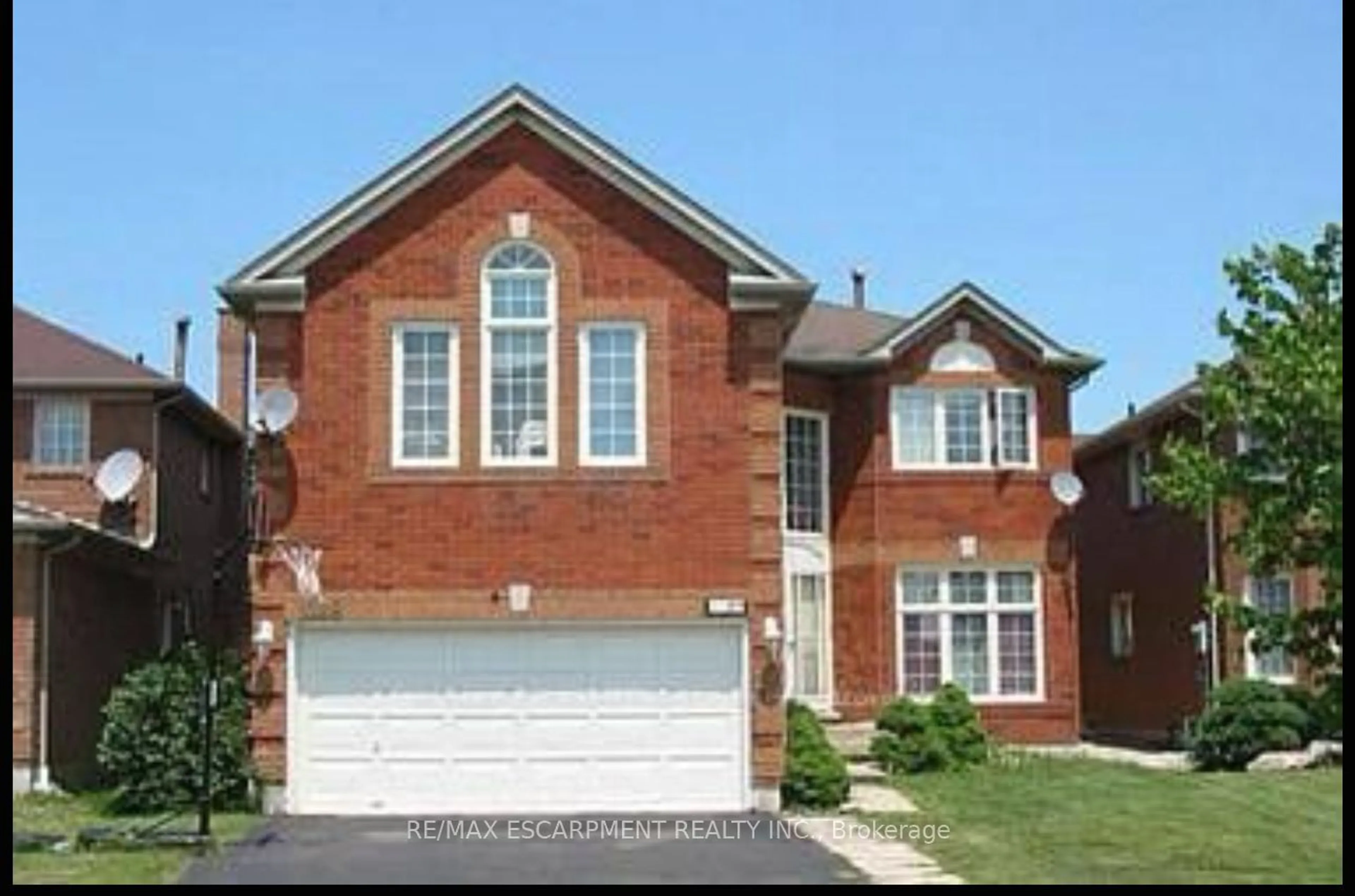 Home with brick exterior material for 1189 White Clover Way, Mississauga Ontario L5V 1K7