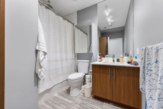 Additional property image - 3635 Dundas St