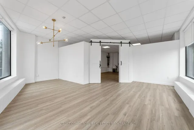 Additional property image - 3635 Dundas St