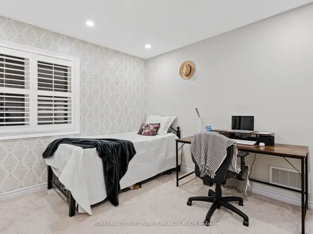 Additional property image - 44 Yarmouth St
