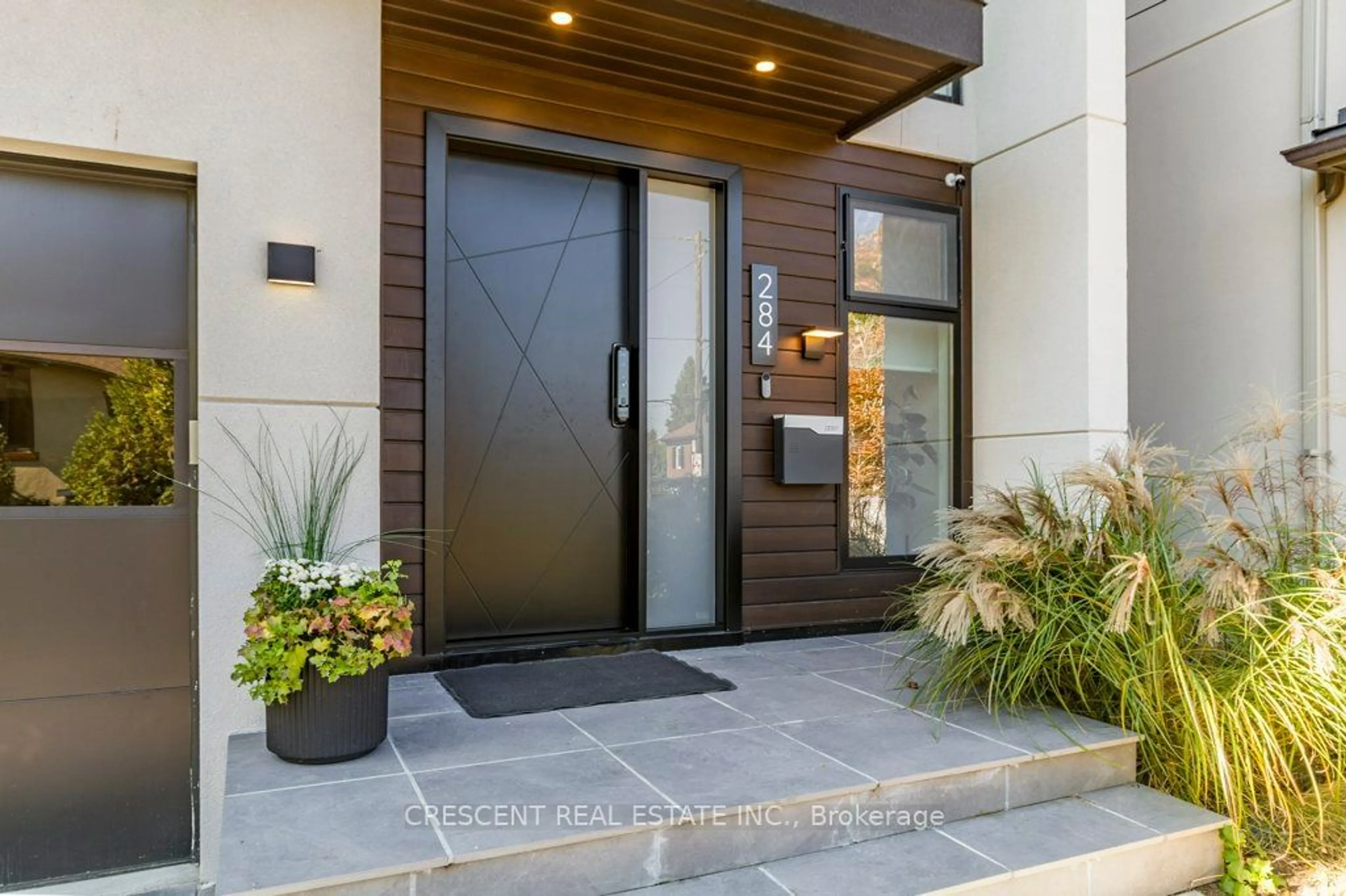 Indoor entryway, wood floors for 284 Ellis Ave, Toronto Ontario M6S 2X2