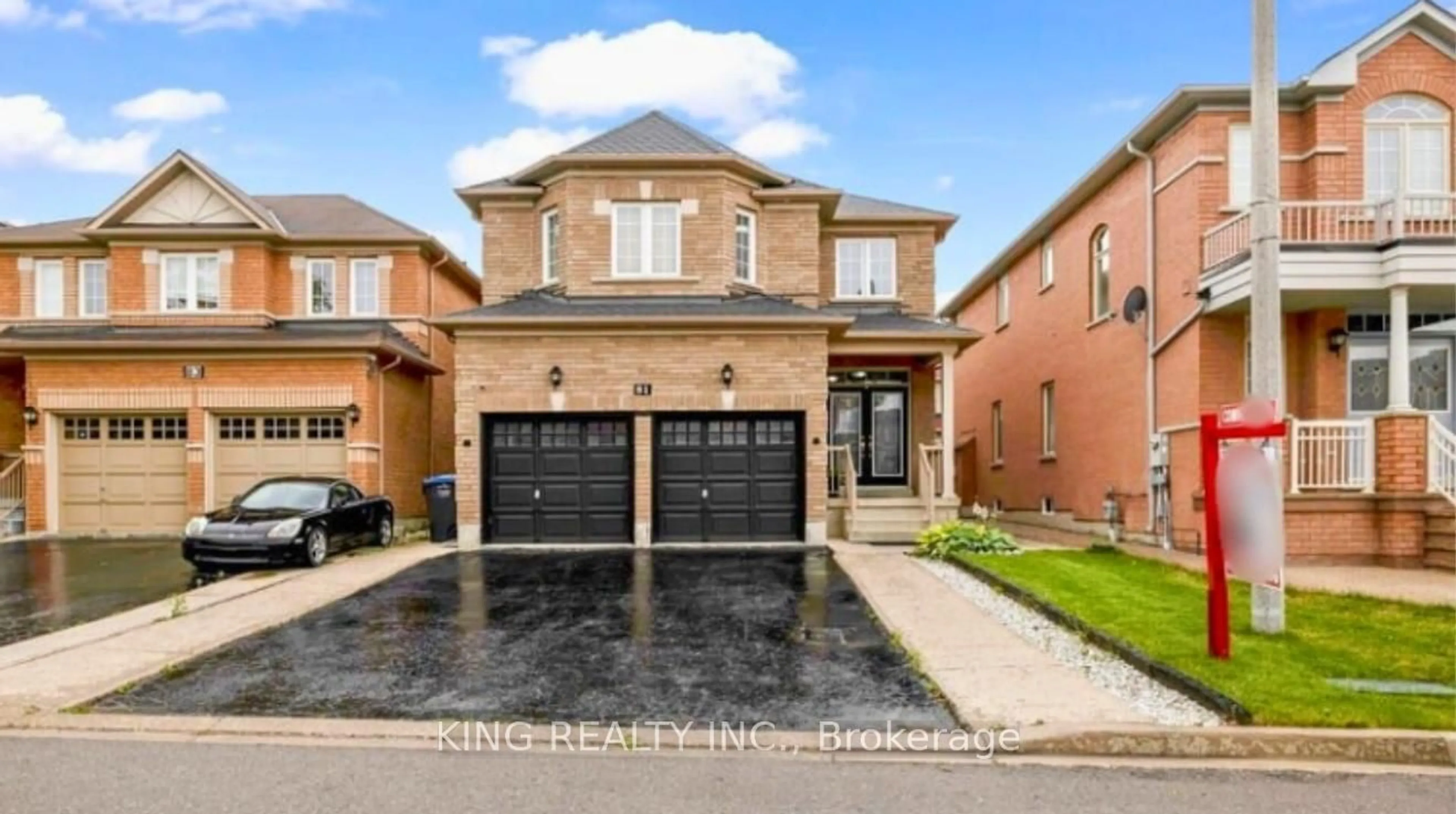 Home with brick exterior material for 81 Turquoise Cres, Brampton Ontario L6P 0Z8