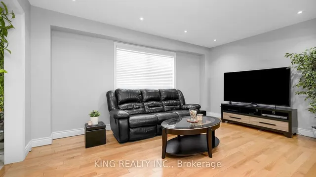 Additional property image - 81 Turquoise Cres