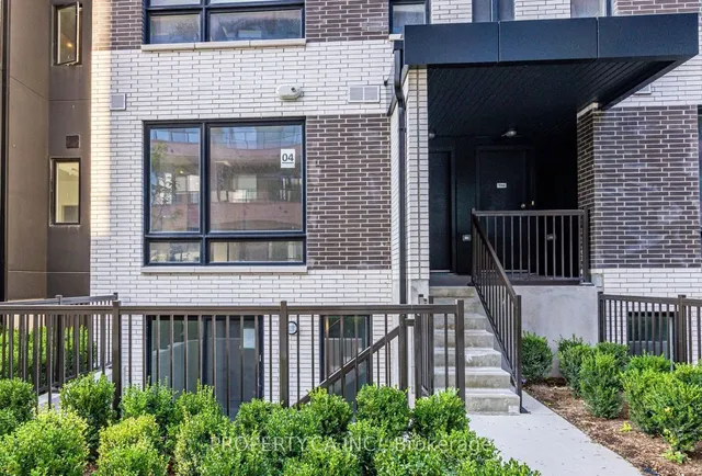 Additional property image - 10 Ed Clark Gdns Unit 4