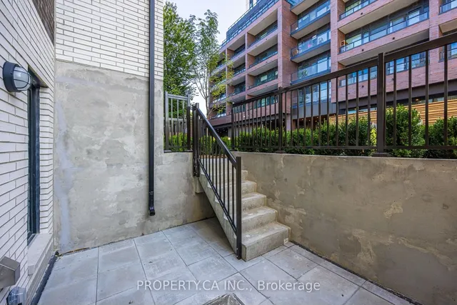 Additional property image - 10 Ed Clark Gdns Unit 4