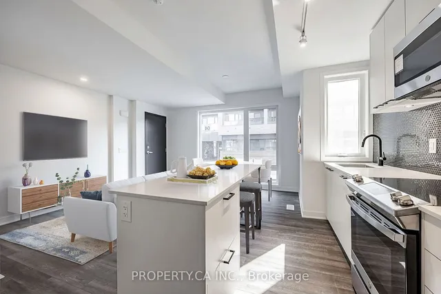 Additional property image - 10 Ed Clark Gdns Unit 4