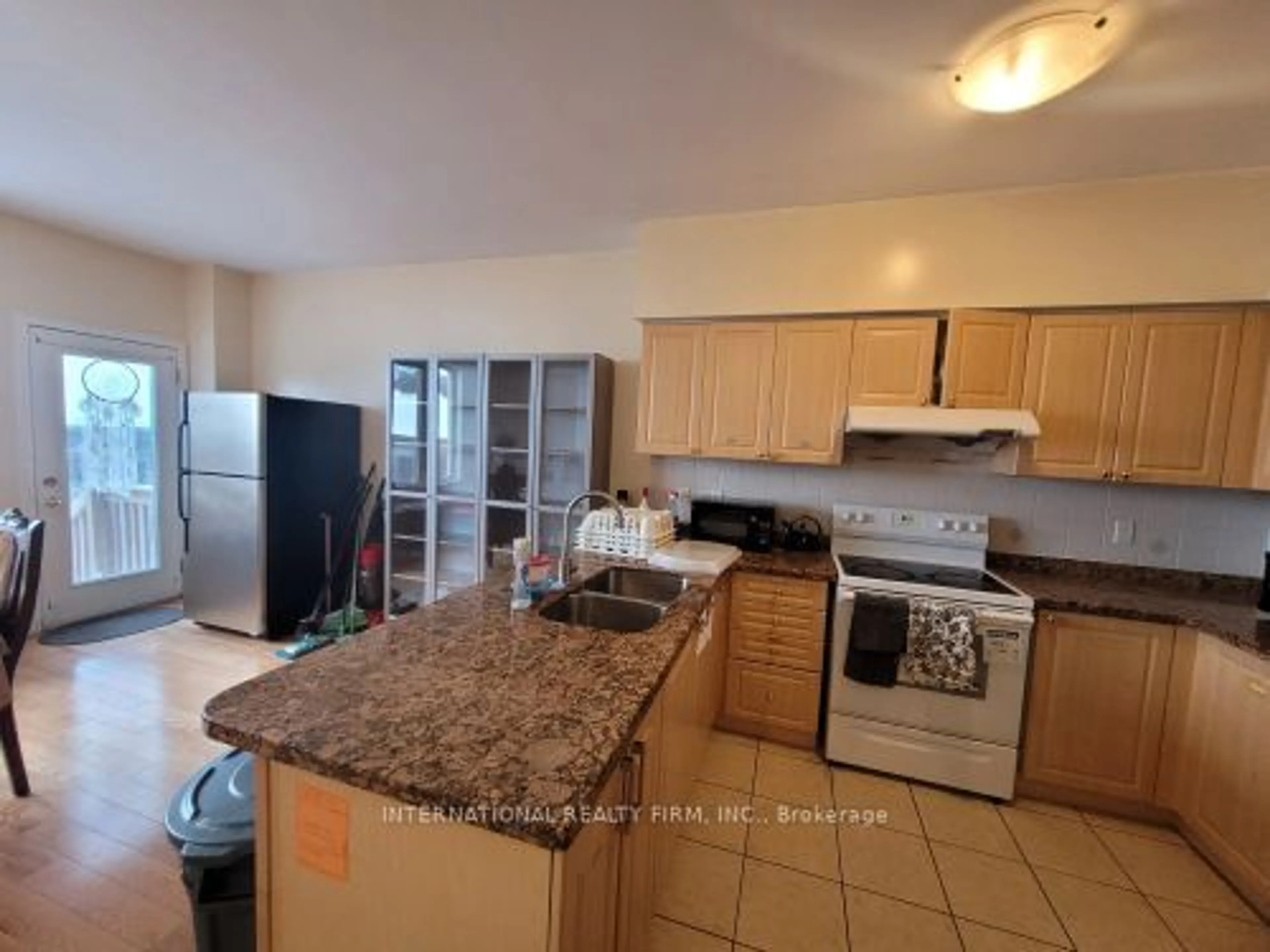 Kitchen for 23 Hackett Ave, Toronto Ontario M3J 0C7