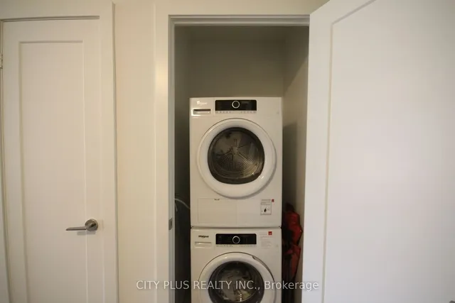 Additional property image - 5 Mabelle Ave Unit 2034