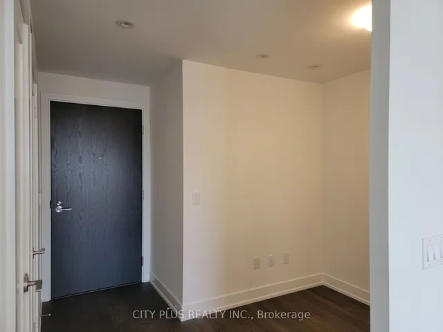 Additional property image - 5 Mabelle Ave Unit 2034