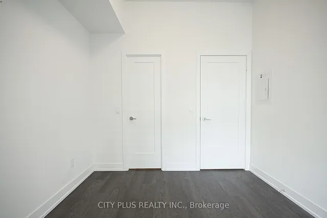 Additional property image - 5 Mabelle Ave Unit 2034