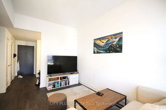 Additional property image - 5 Mabelle Ave Unit 2034