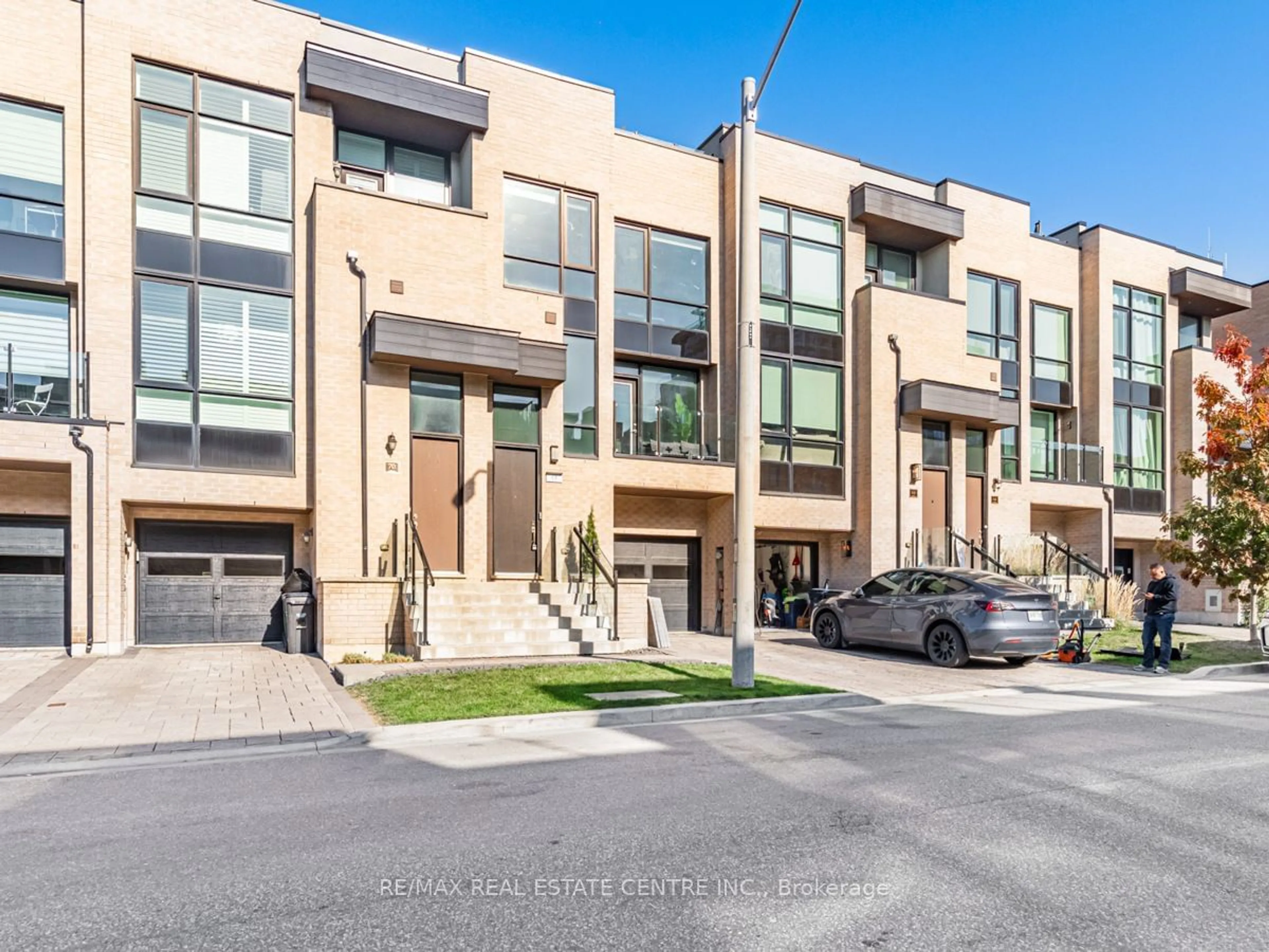 A pic from exterior of the house or condo, the street view for 68 Pony Farm Dr, Toronto Ontario M9R 4B3