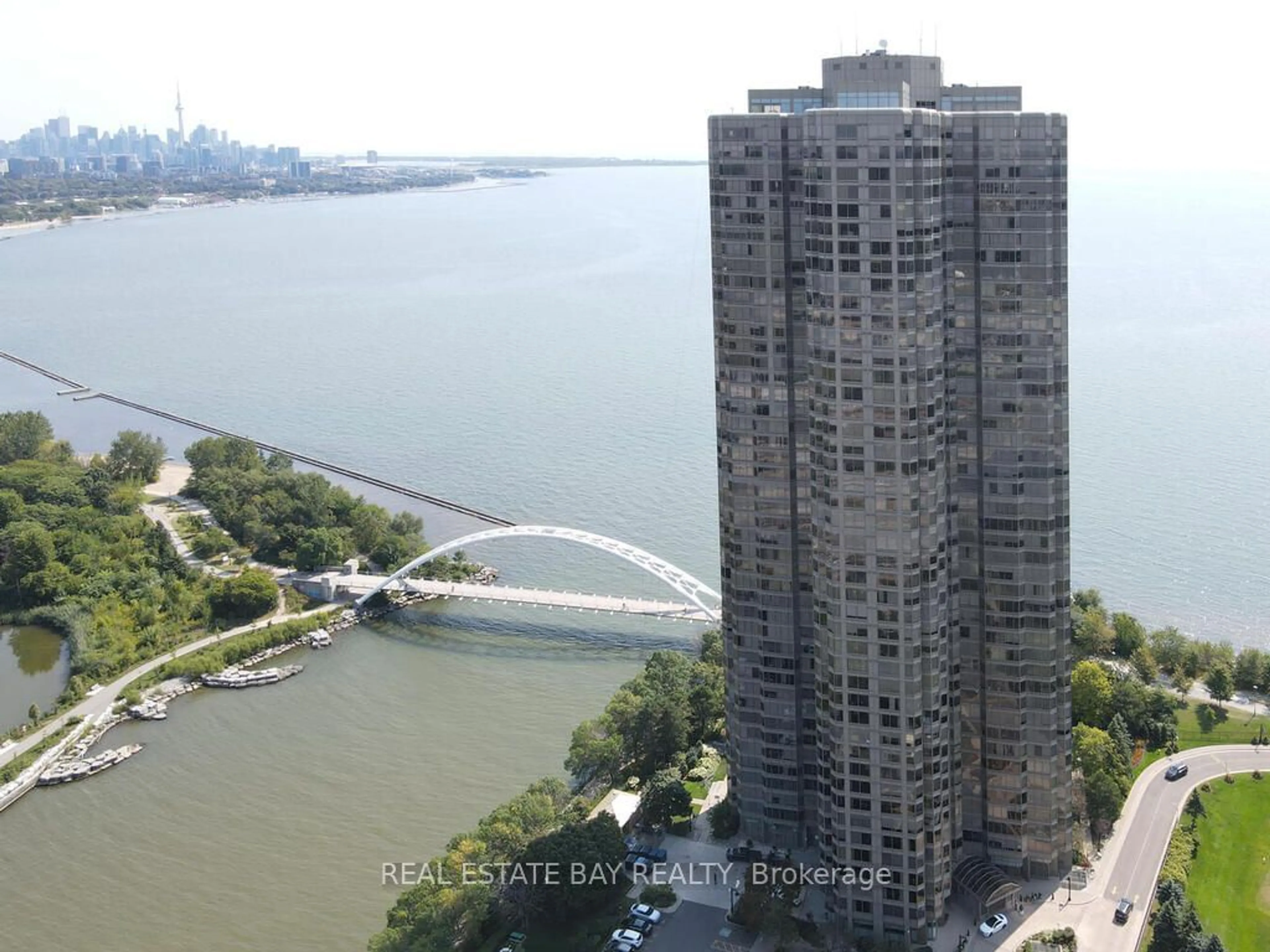 A pic from exterior of the house or condo, the view of lake or river for 1 Palace Pier Crt #3309, Toronto Ontario M8V 3W9