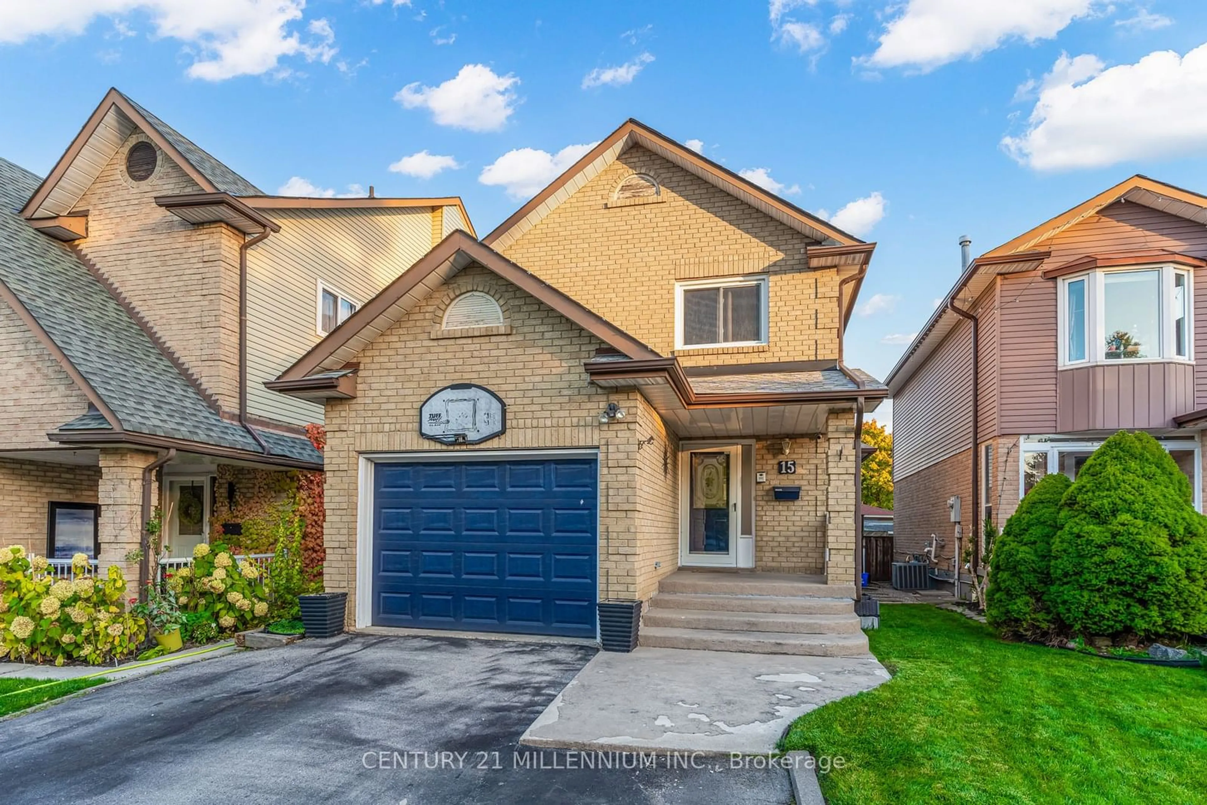 Frontside or backside of a home, cottage for 15 Rosebud Ave, Brampton Ontario L6X 2W4