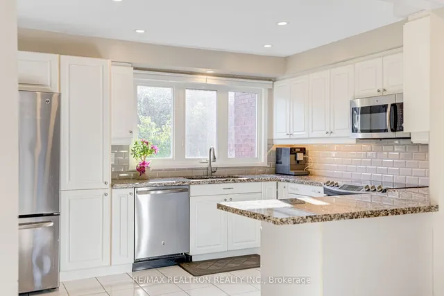 Additional property image - 1755 Rathburn Rd Unit 18