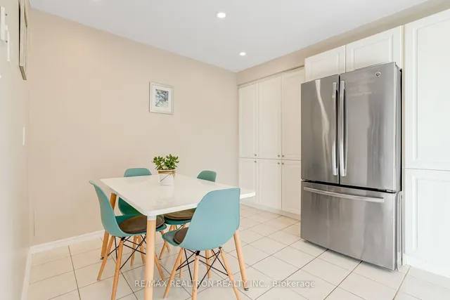 Additional property image - 1755 Rathburn Rd Unit 18