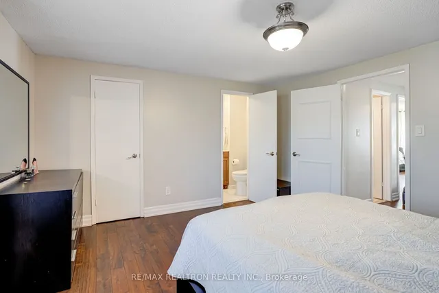 Additional property image - 1755 Rathburn Rd Unit 18