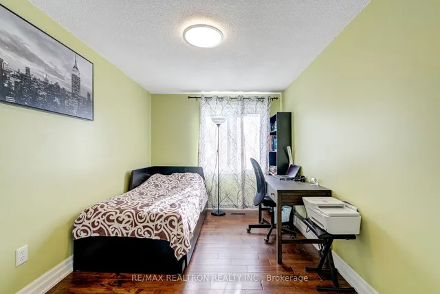 Additional property image - 1755 Rathburn Rd Unit 18