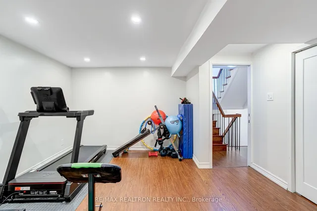 Additional property image - 1755 Rathburn Rd Unit 18