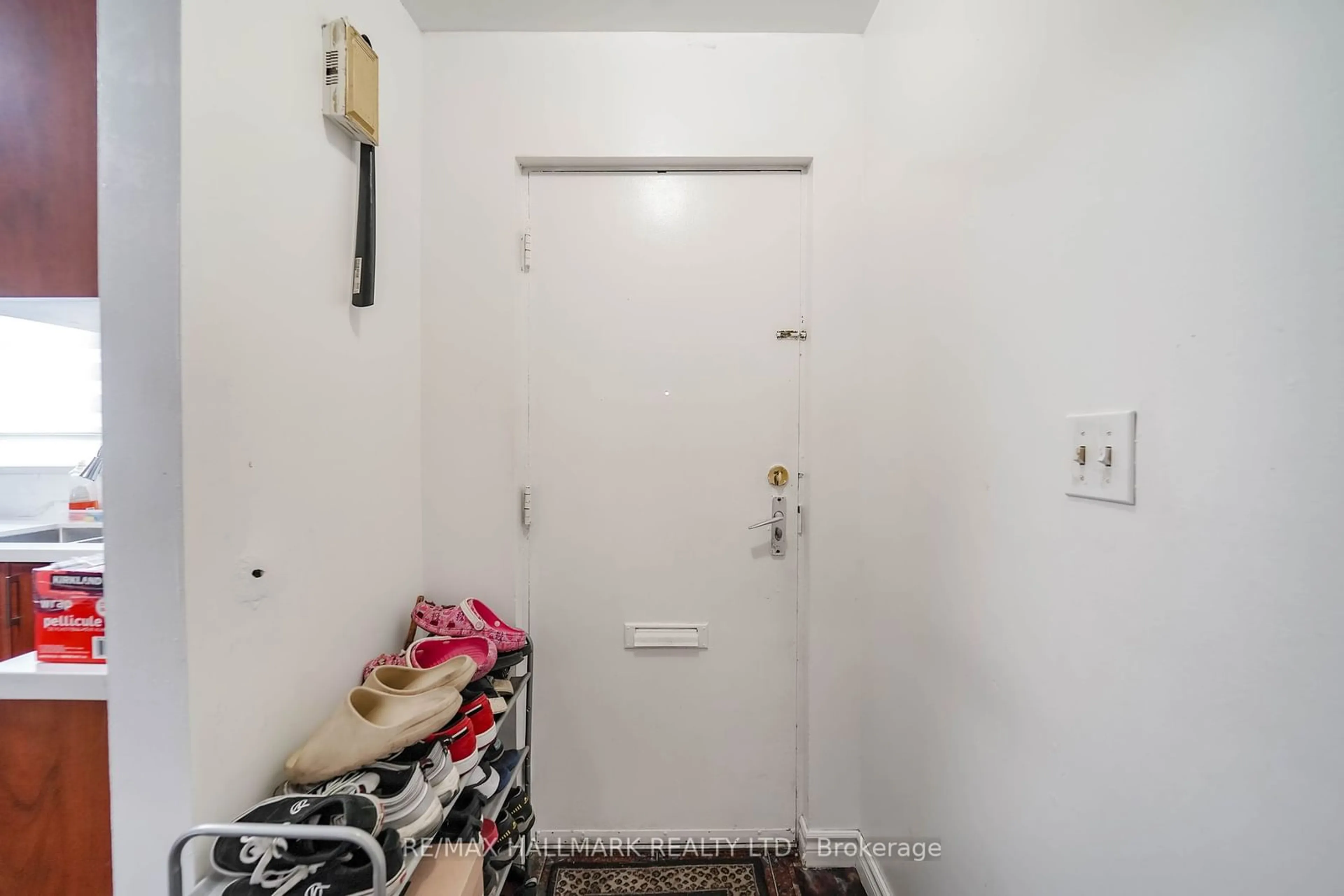 A pic of a room, unknown floor for 353 DRIFTWOOD Ave ##2, Toronto Ontario M3N 2P2