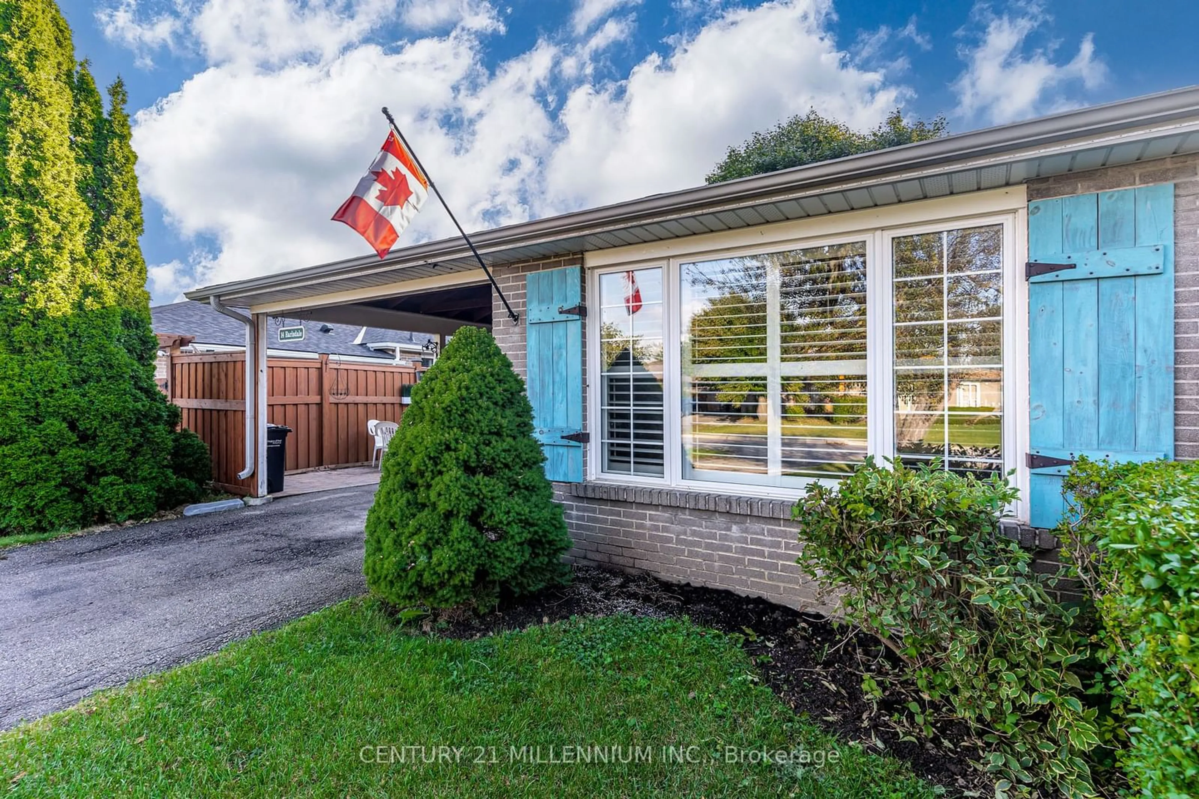 A pic from exterior of the house or condo, the front or back of building for 14 Earlsdale Cres, Brampton Ontario L6T 3A8