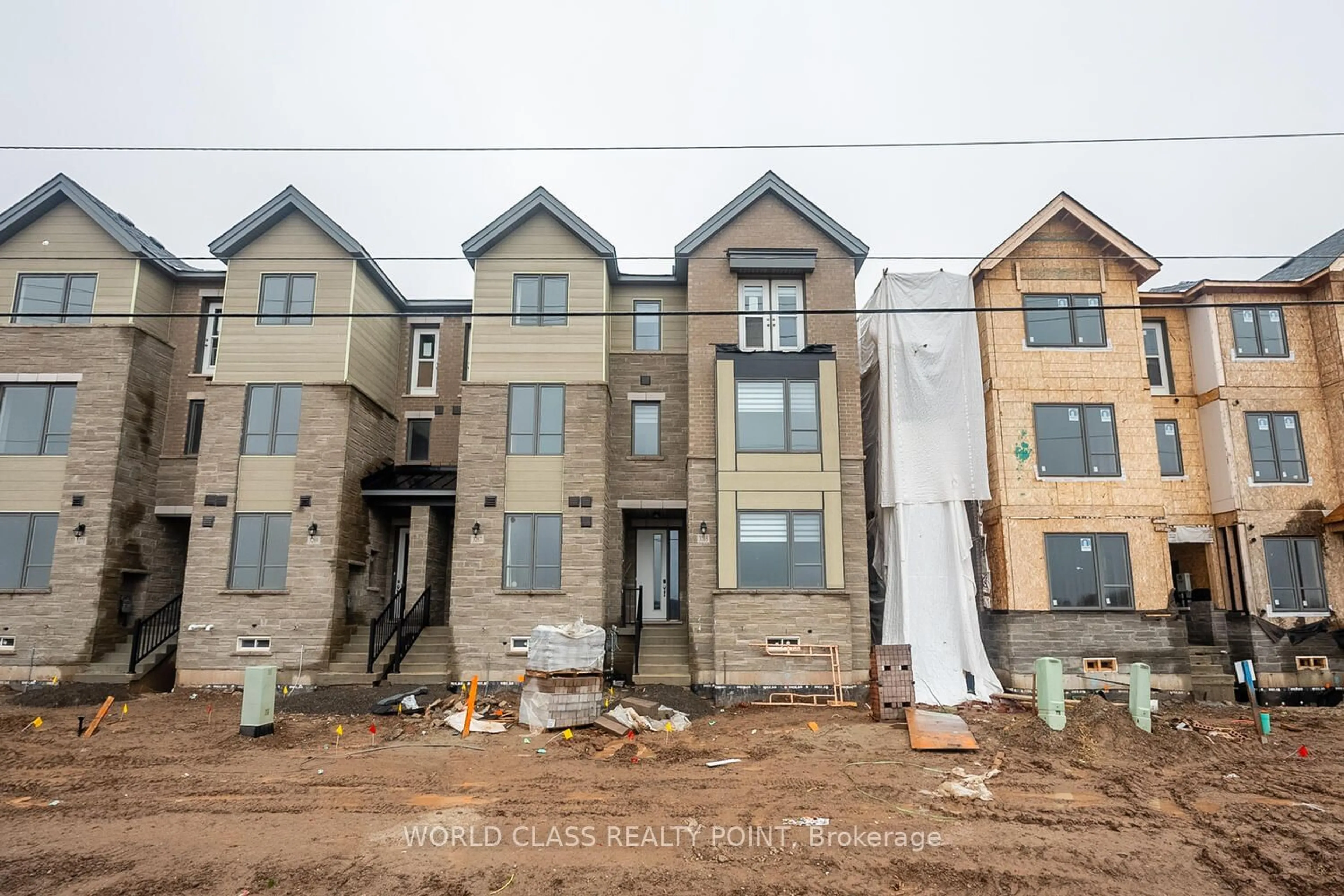 A pic from exterior of the house or condo, the front or back of building for 3265 Sixth Line, Oakville Ontario L6H 0V9