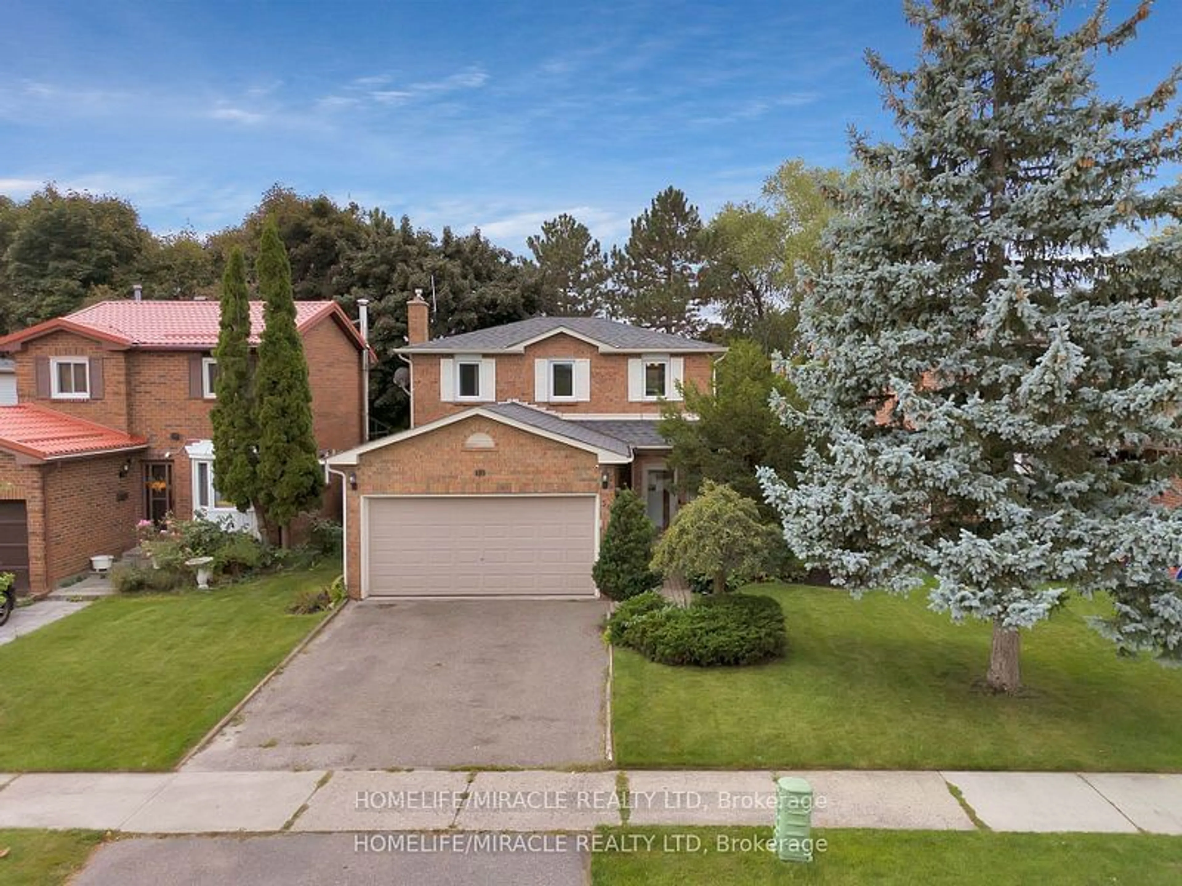 Frontside or backside of a home, the street view for 36 Driftwood Cres, Brampton Ontario L6Z 2C4