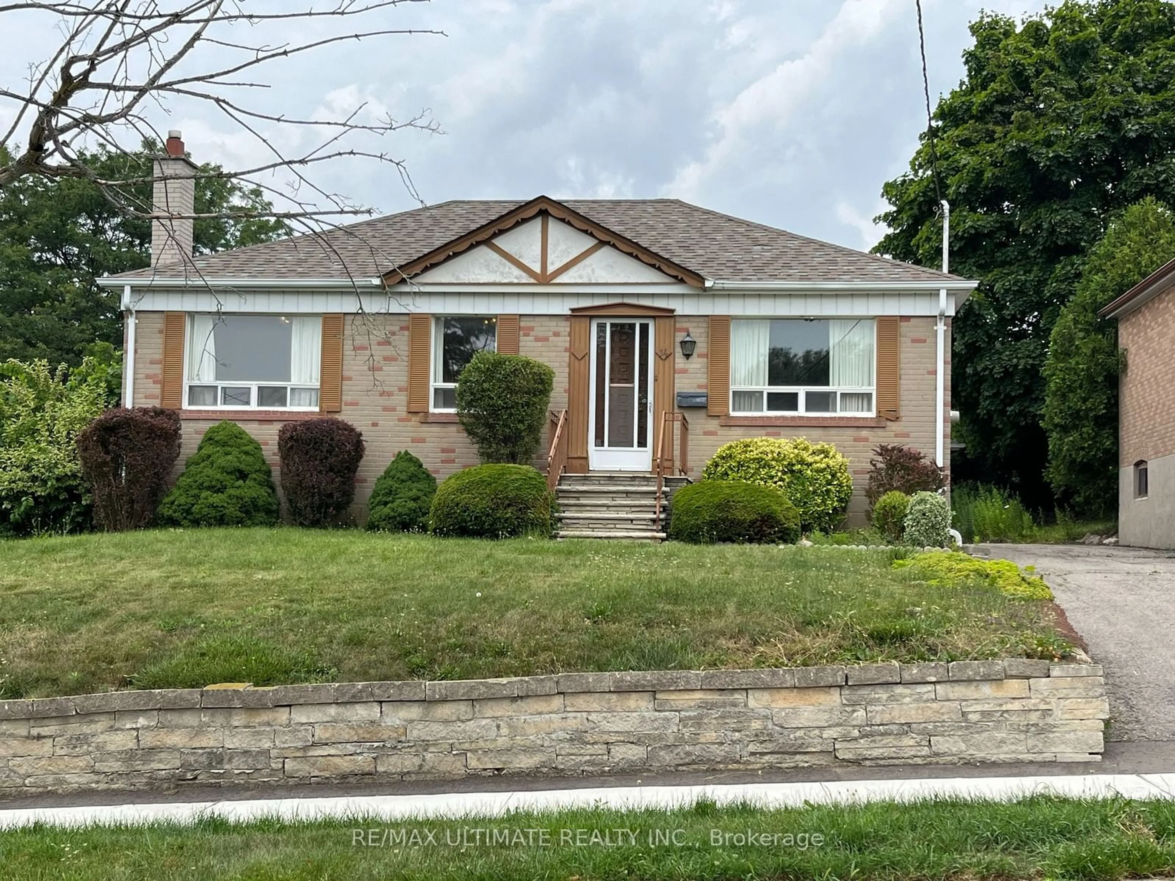 Frontside or backside of a home, the street view for 14 Hawkins Dr, Toronto Ontario M6M 2W6